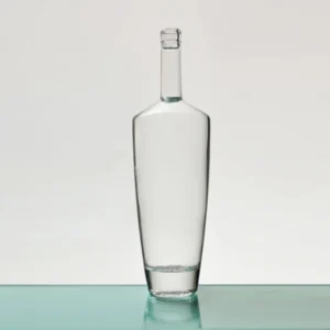 700ml Curved High Flint Glass Cognac Bottle featuring Plate Stopper
